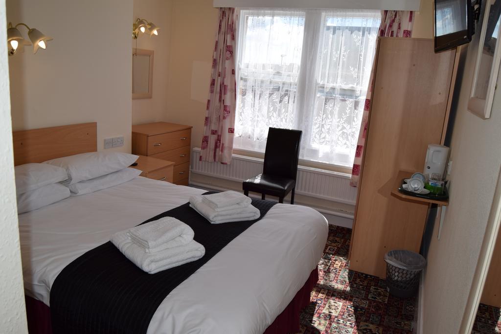 Westminster Hotel Rhyl Zewnętrze zdjęcie
